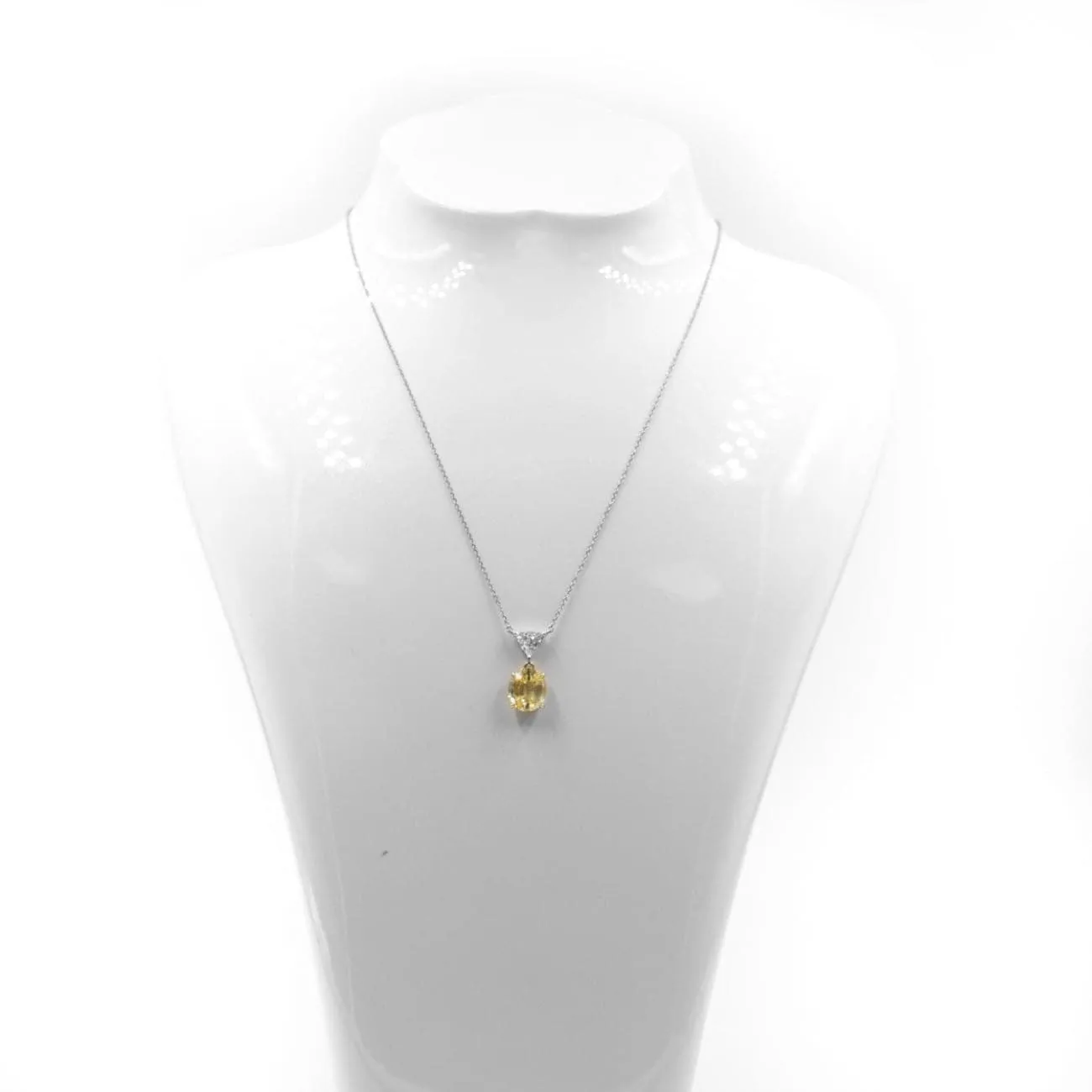18K Yellow Gold Platinum Sapphire and Diamond Necklace
