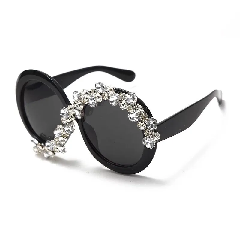 ALL EYES ON ME OVERSIZED SUNGLASSES