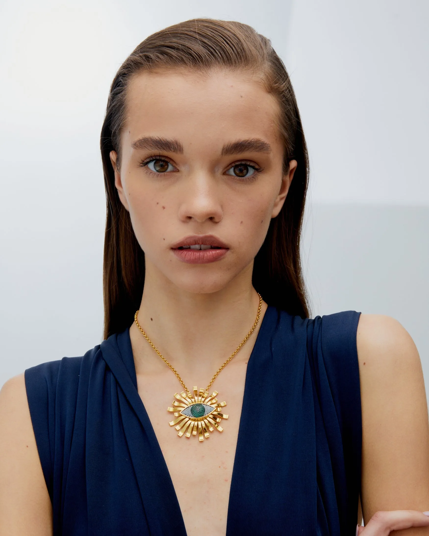 ALL EYES ON YOU NECKLACE