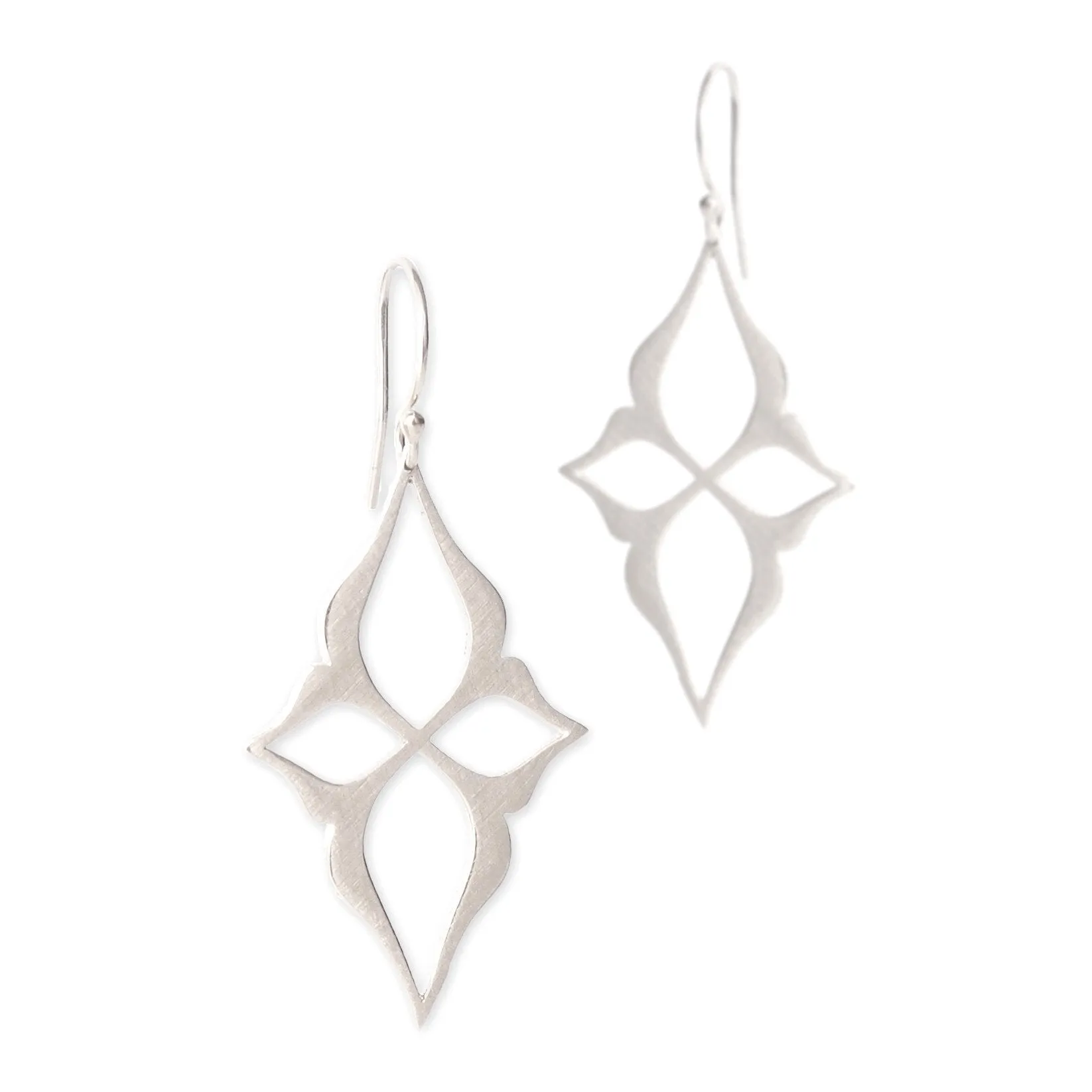 arabesque star earrings