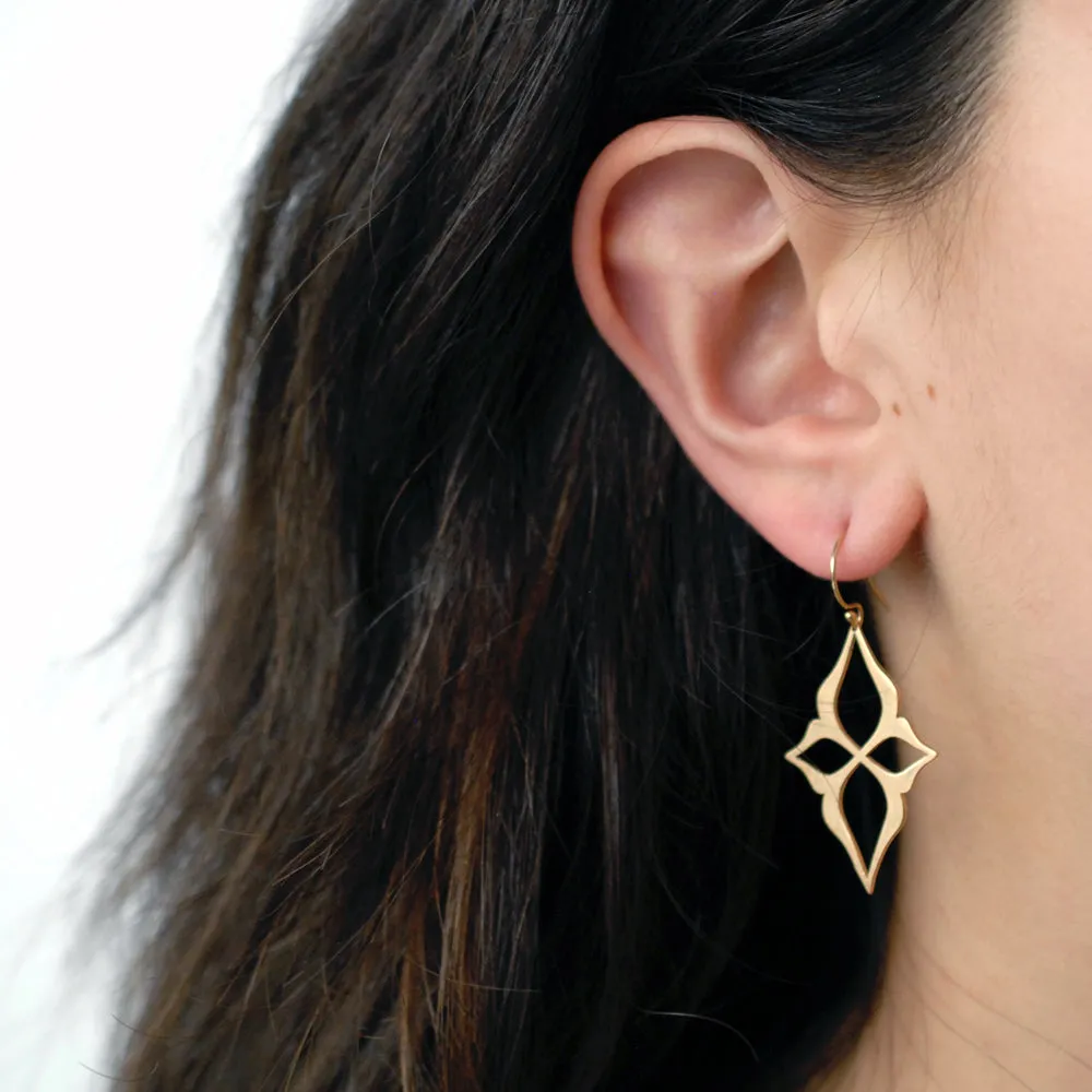arabesque star earrings