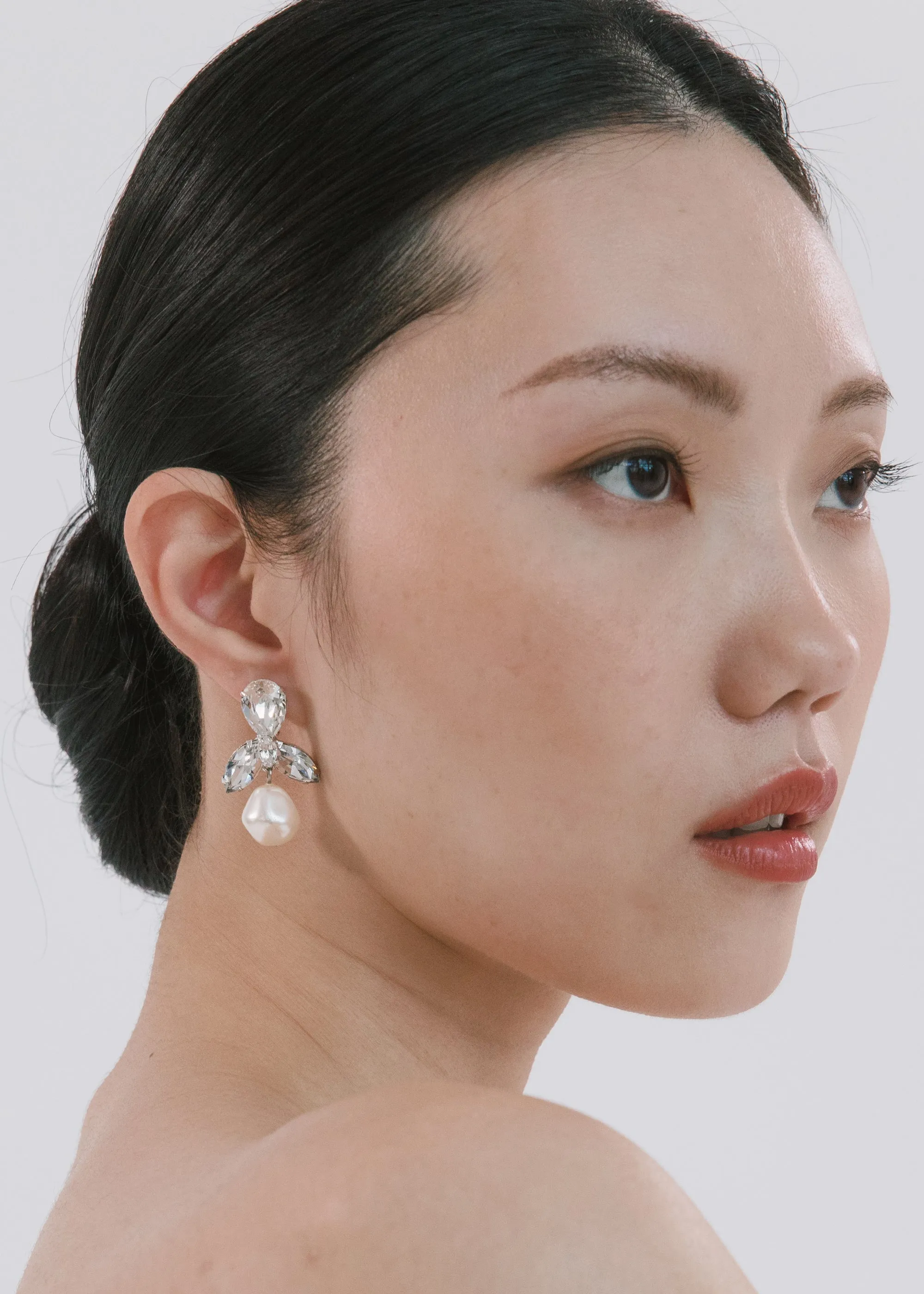 Aren Earrings -- Crystal