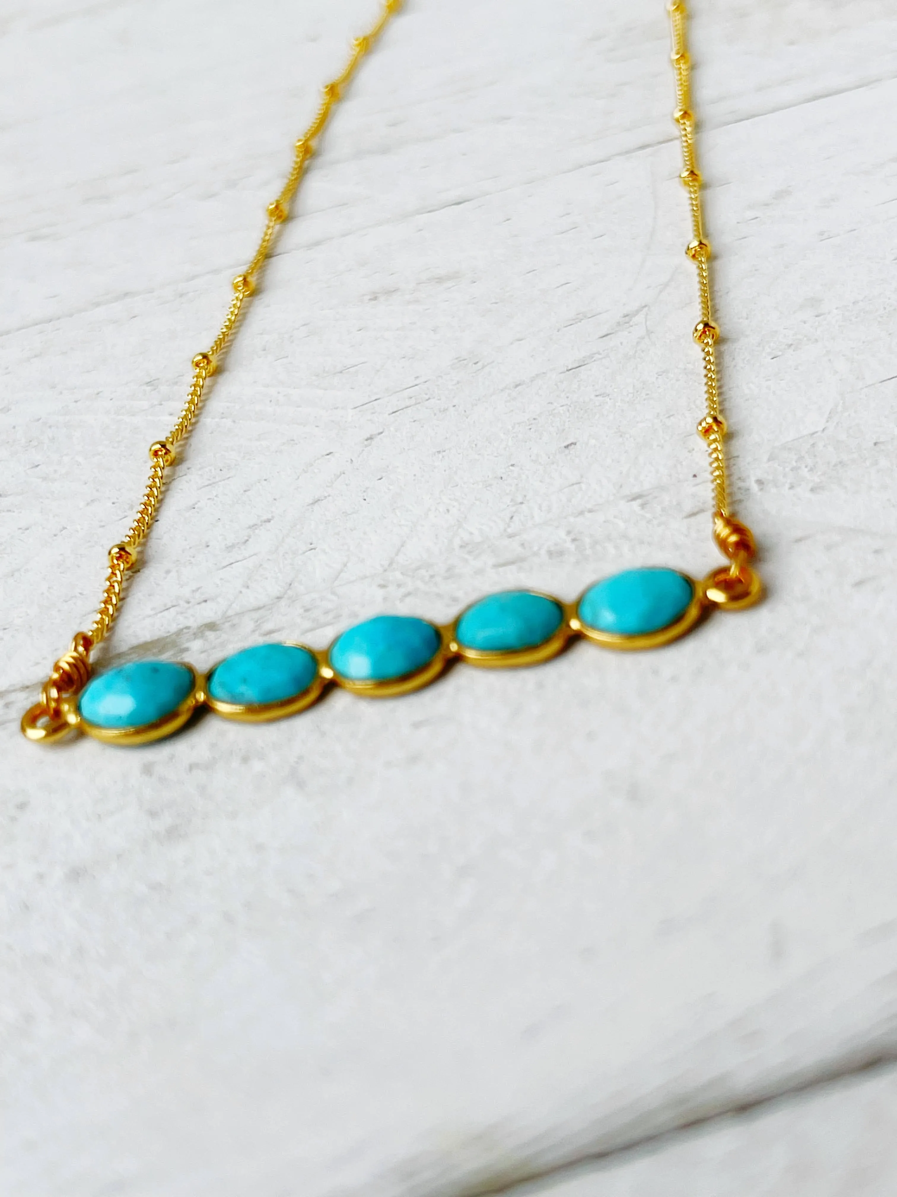 Arizona Turquoise Gemstone Necklace