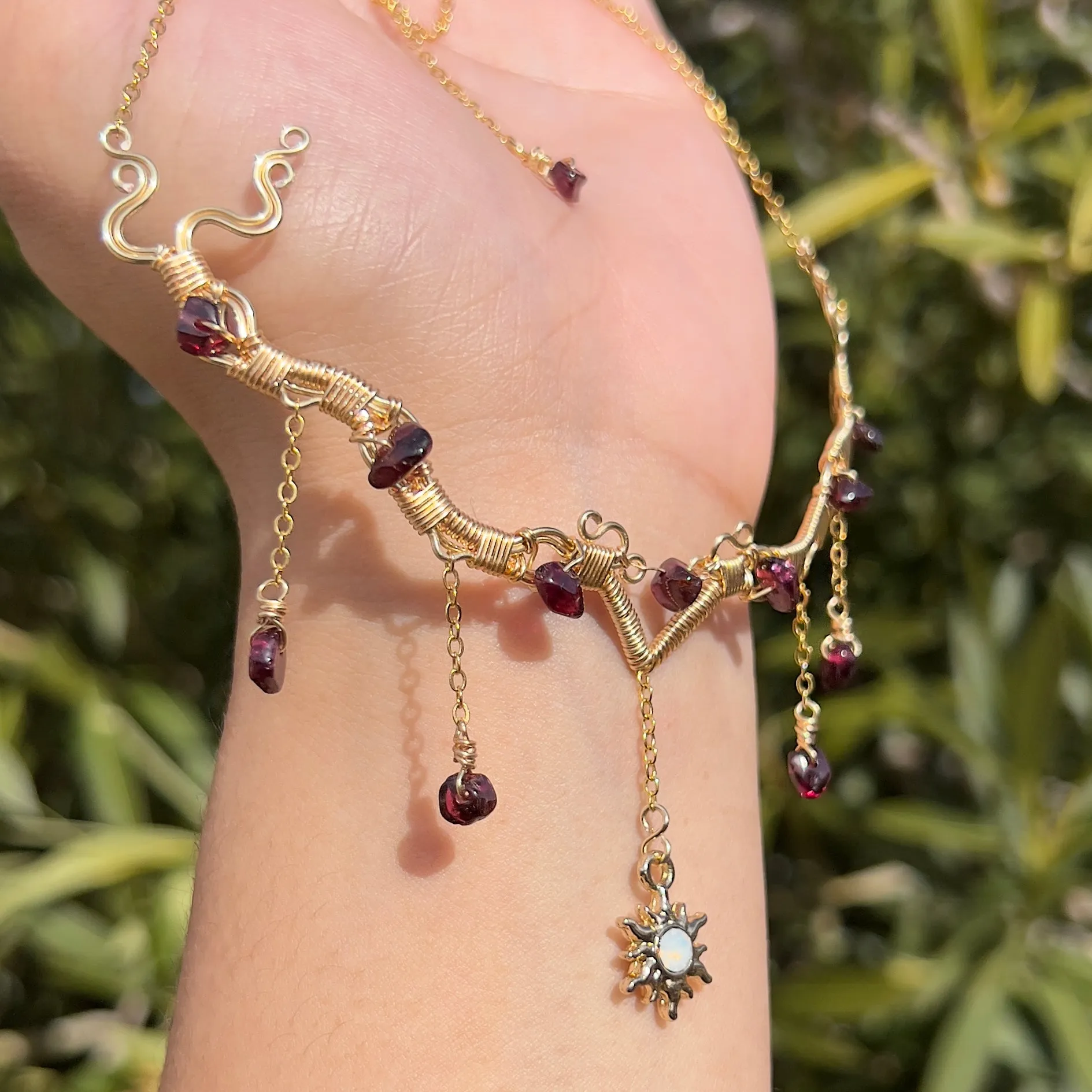 Astraea in Garnet ✵