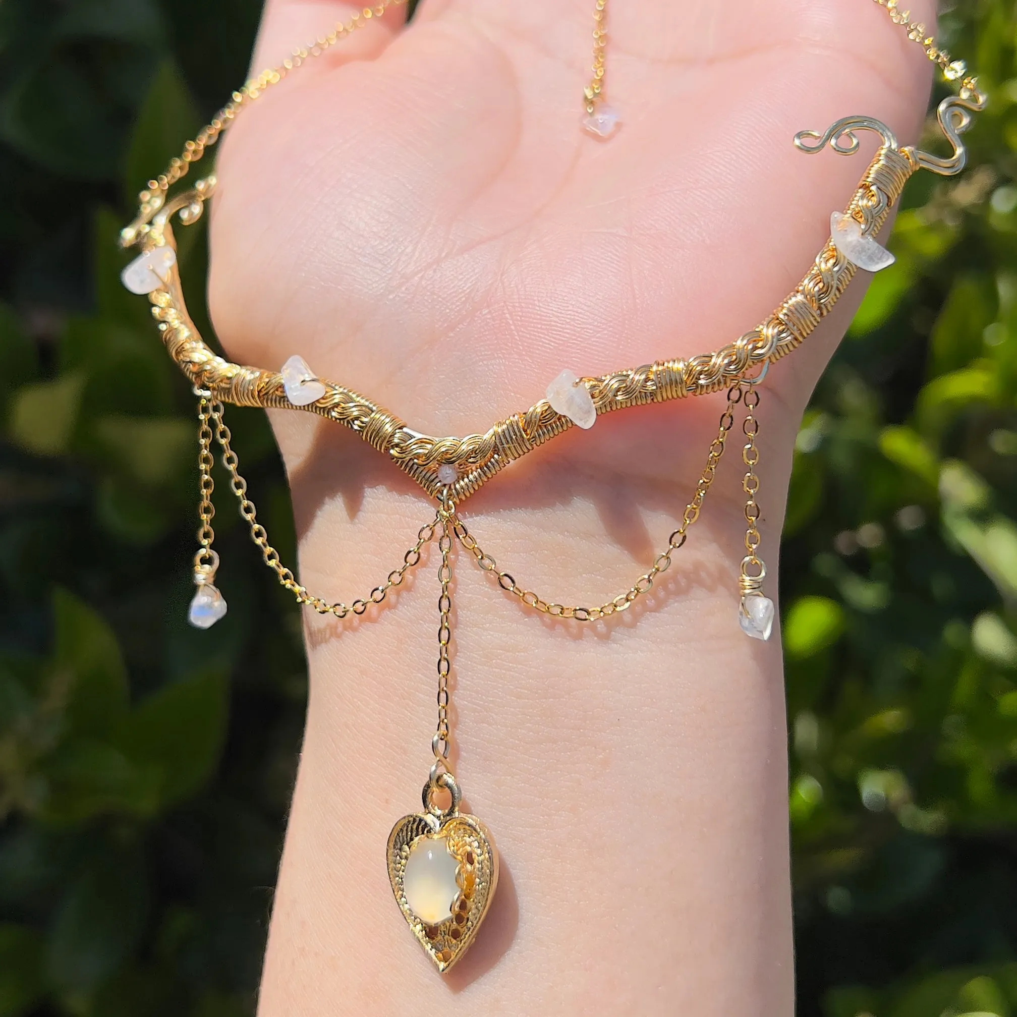 Astraea in Moonstone ✵