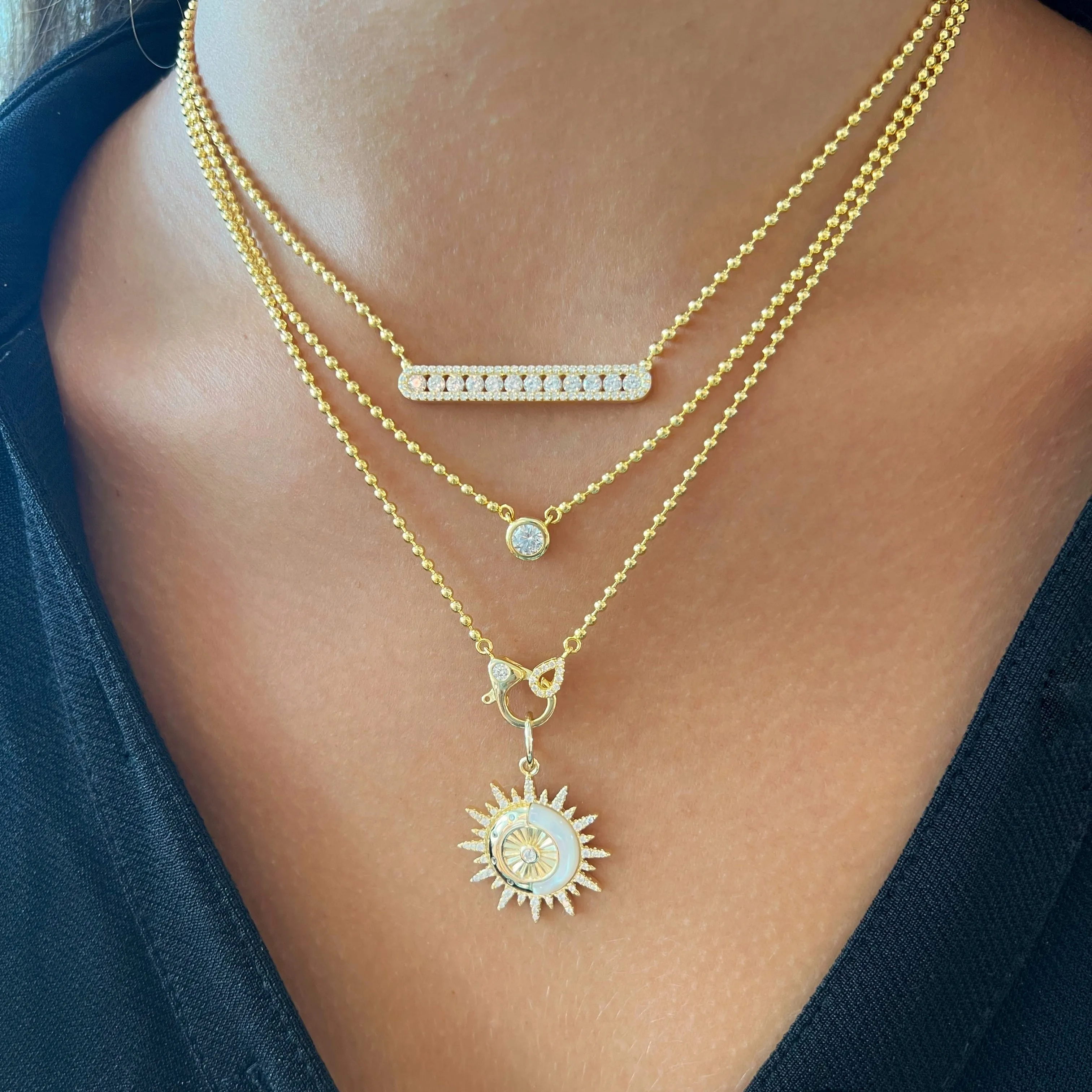 Bezel Detail Front Clasp Necklace