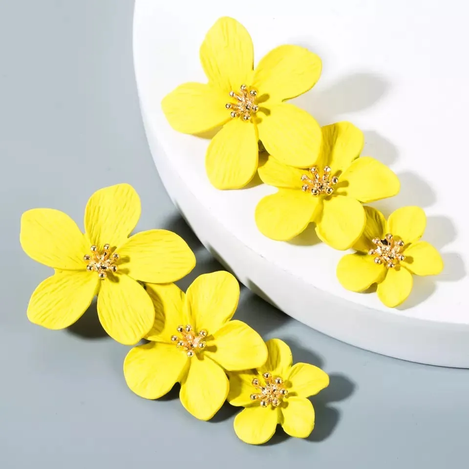 BLOOMER STATEMENT EARRINGS