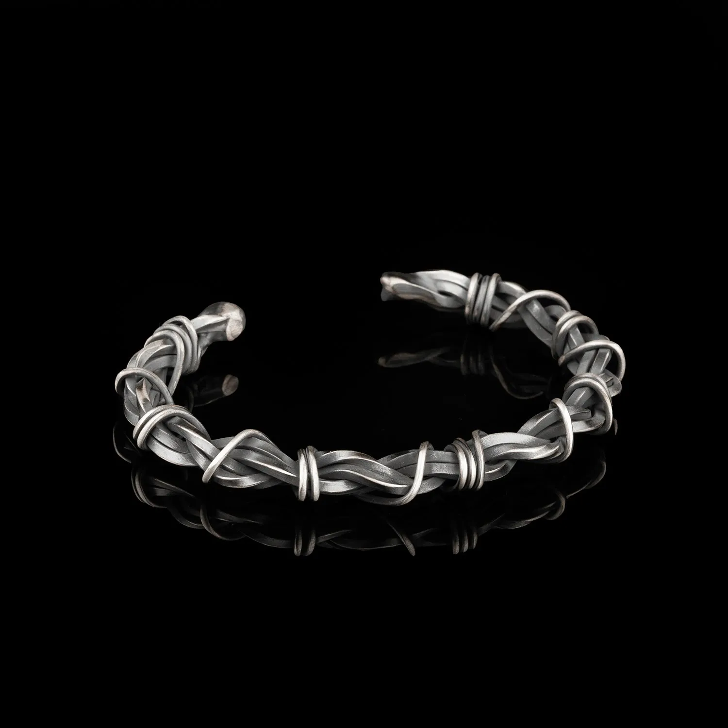 Chicotta Men's Handcrafted Sterling Silver One-Size Cuff Bracelet with Twist Design