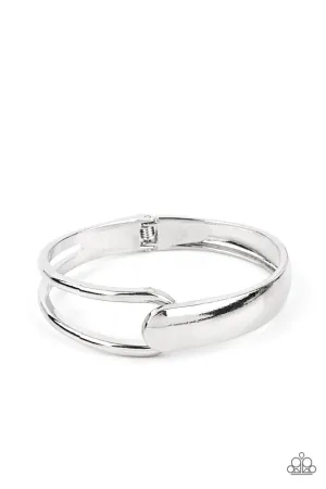 Couture-Clutcher Silver Paparazzi Bracelet