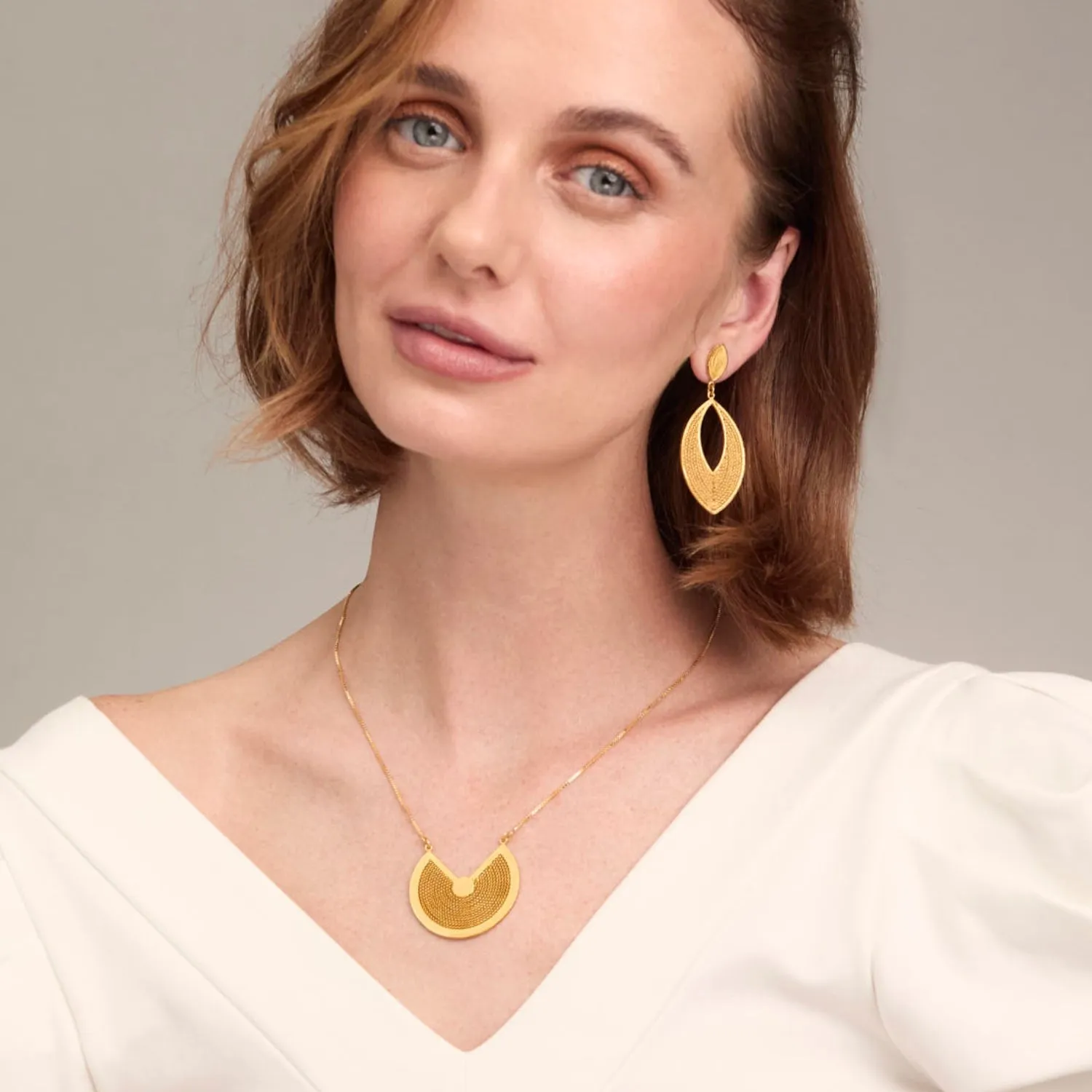 ESME GOLD ADJUSTABLE NECKLACE FILIGREE
