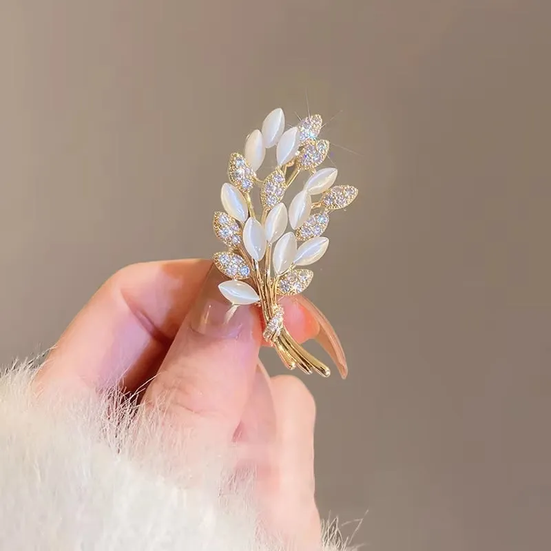 Exquisite Purple Lavender Brooch Women'S Brooches Crystal Rhinestone Bouquet Pins Clothing Coat Luxury Jewelry Girl Gift