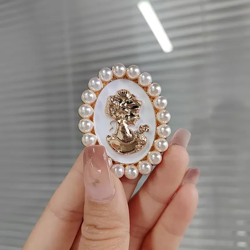 Exquisite Purple Lavender Brooch Women'S Brooches Crystal Rhinestone Bouquet Pins Clothing Coat Luxury Jewelry Girl Gift
