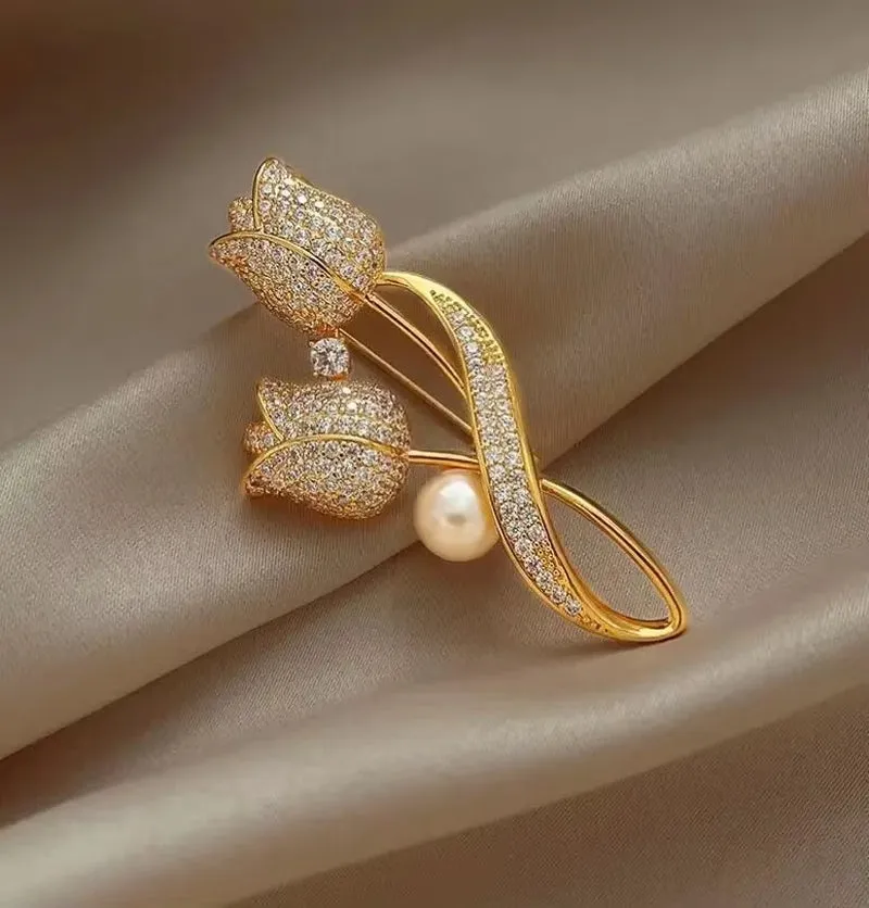 Exquisite Purple Lavender Brooch Women'S Brooches Crystal Rhinestone Bouquet Pins Clothing Coat Luxury Jewelry Girl Gift