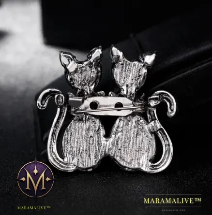 Fashion shell cats Brooches jewelry High Quality glass rhinestone animal pins and brooches for women men suits scarf pins metal