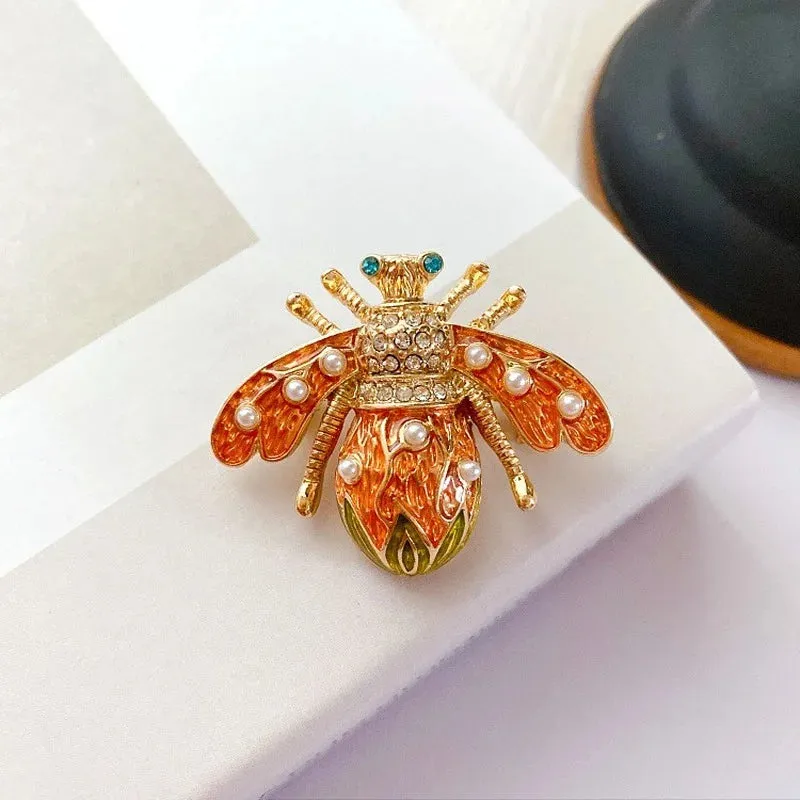 Fashion Women Enamel Bee Brooch Pin Vintage Metal Insect Creative Jewelry Accessories Drop Oil Broooches Pins Badges For Lady