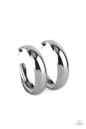 Flat Out Flawless - Black - Gunmetal Paparazzi Post Earrings