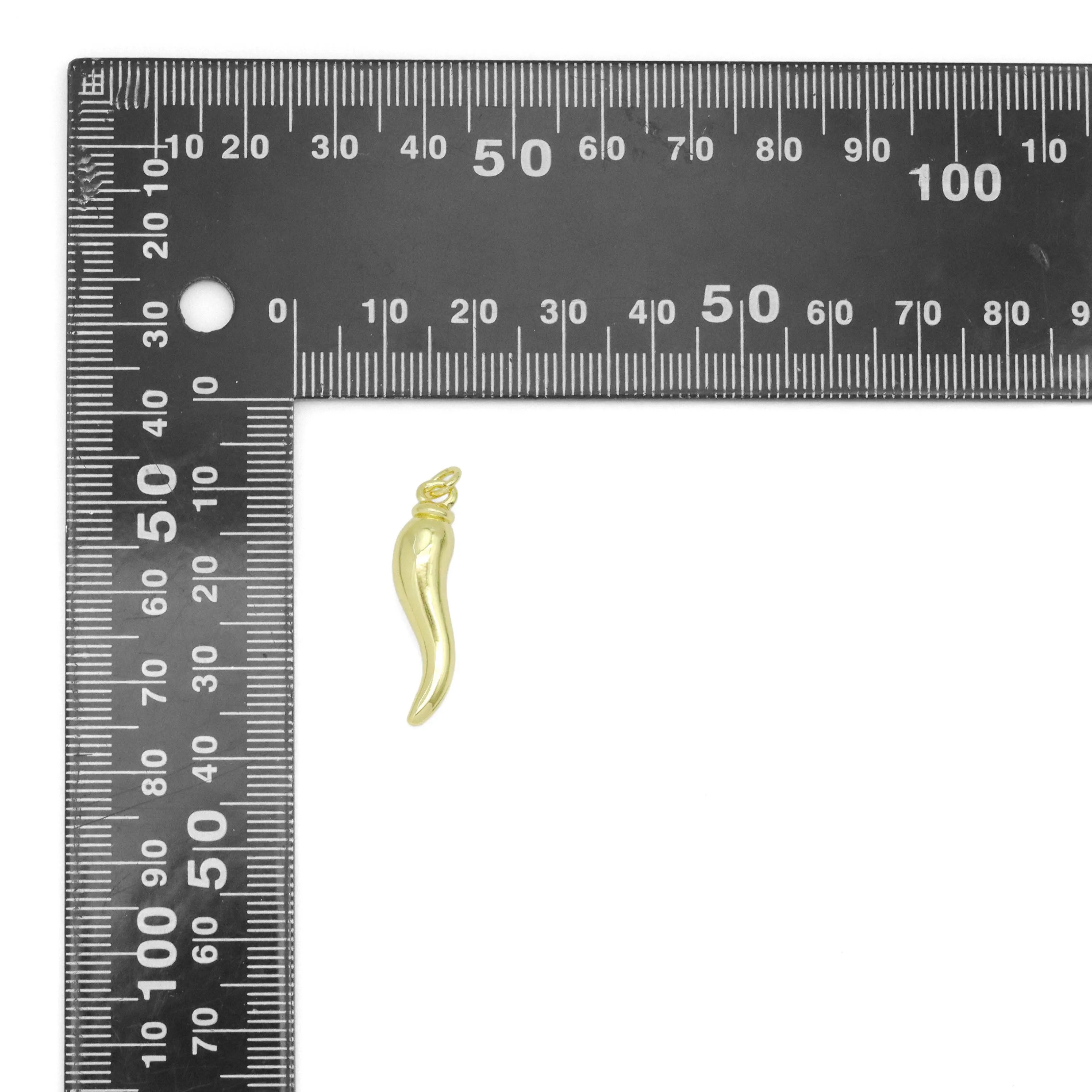Gold Chili Shape Charm Pendant, Sku#LK1063