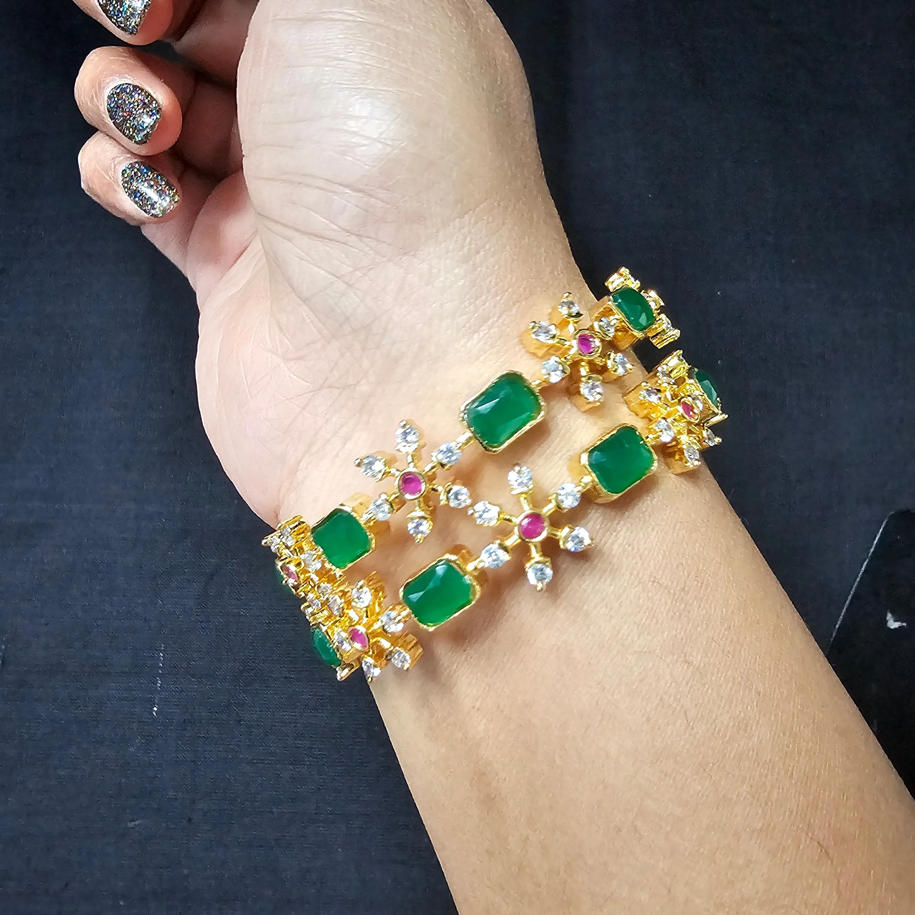 Green 2 Bangles set