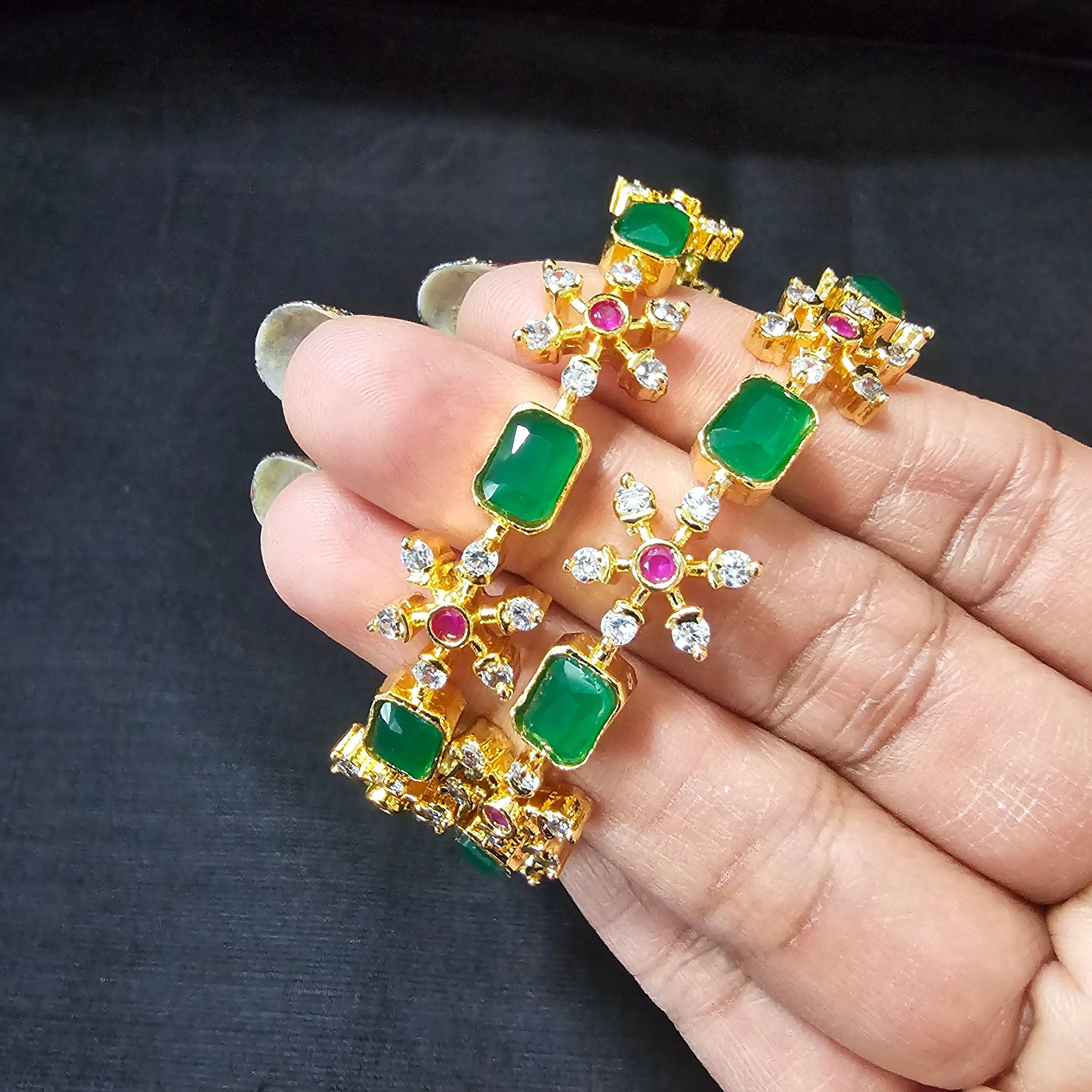 Green 2 Bangles set