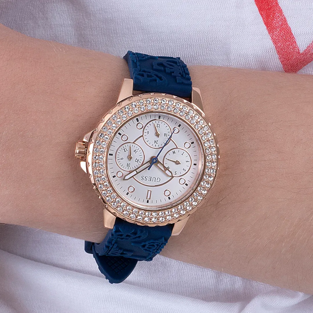 Guess - GW0411L2