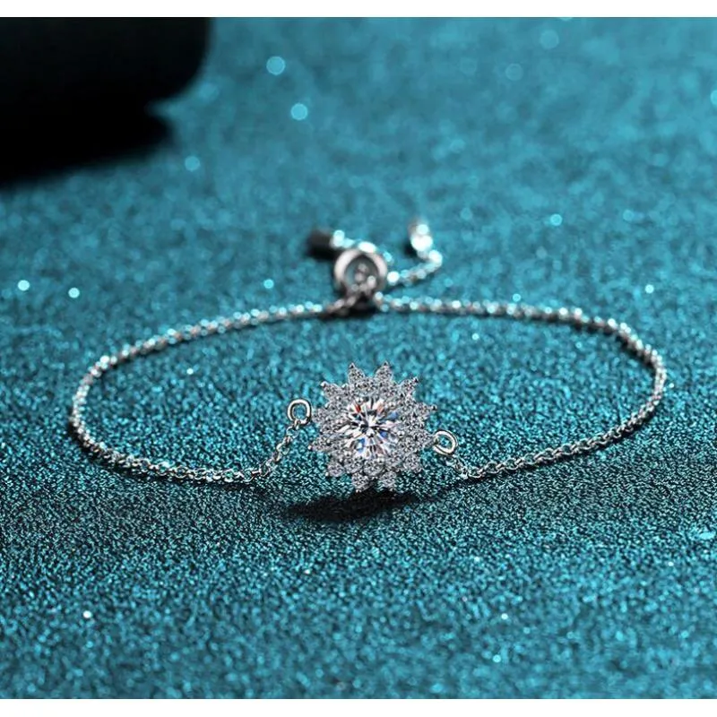 Halo Round Cut 0.5ct Moissanite Diamond Sunflower Bracelet