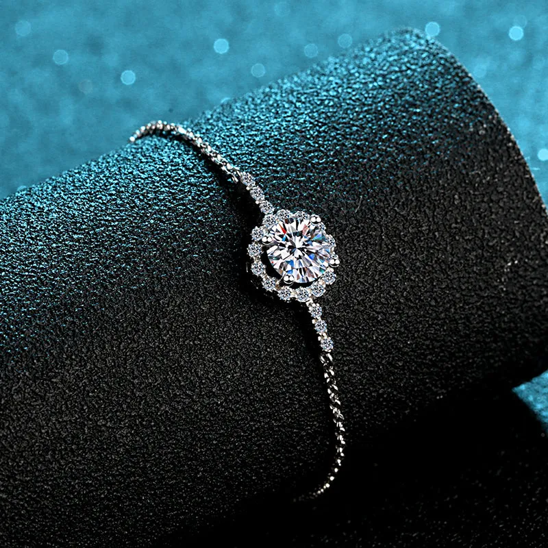 Halo Round Cut Moissanite Diamond Bracelet