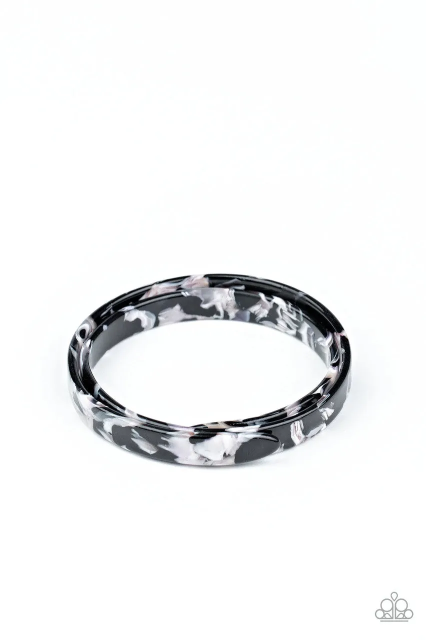 In the HAUTE Zone Black Paparazzi Bracelet