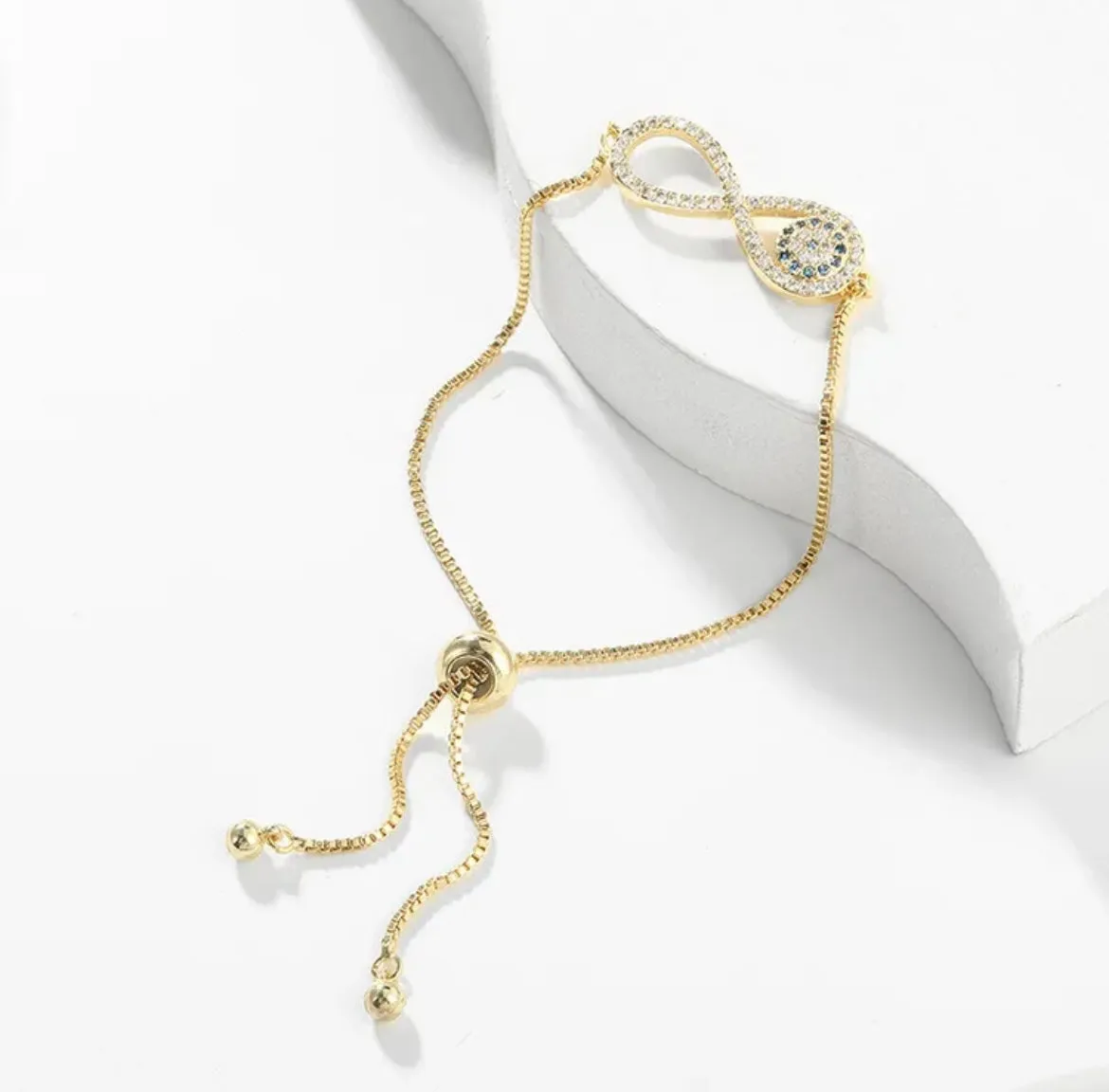 Infinity Copper Inlaid Zirconium Eye Pull Bracelet
