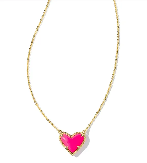 Kendra Scott Ari Heart Pendant In Gold