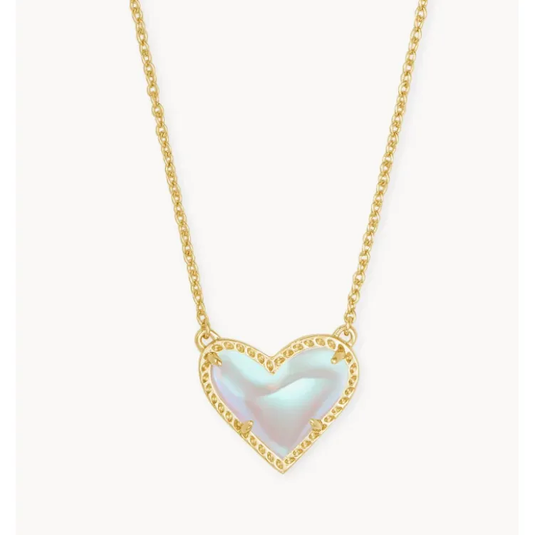 Kendra Scott Ari Heart Pendant In Gold