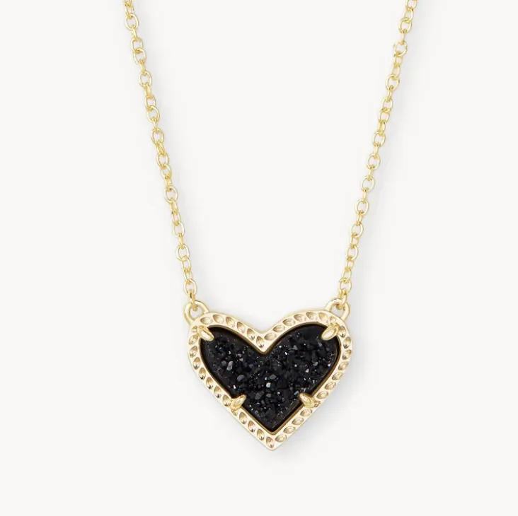 Kendra Scott Ari Heart Pendant In Gold