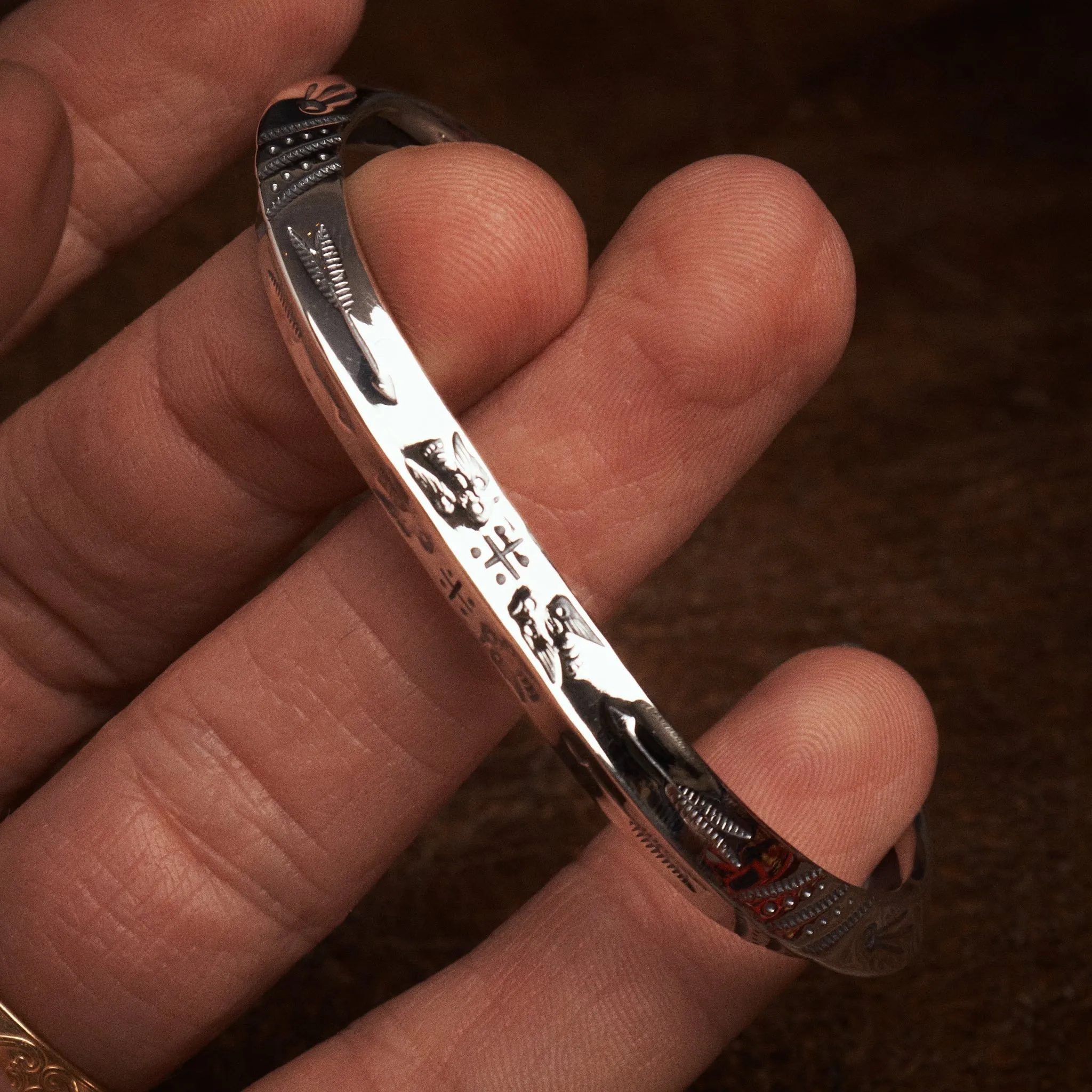 Larry Smith Triangle Bracelet Thunderbird BR-0107