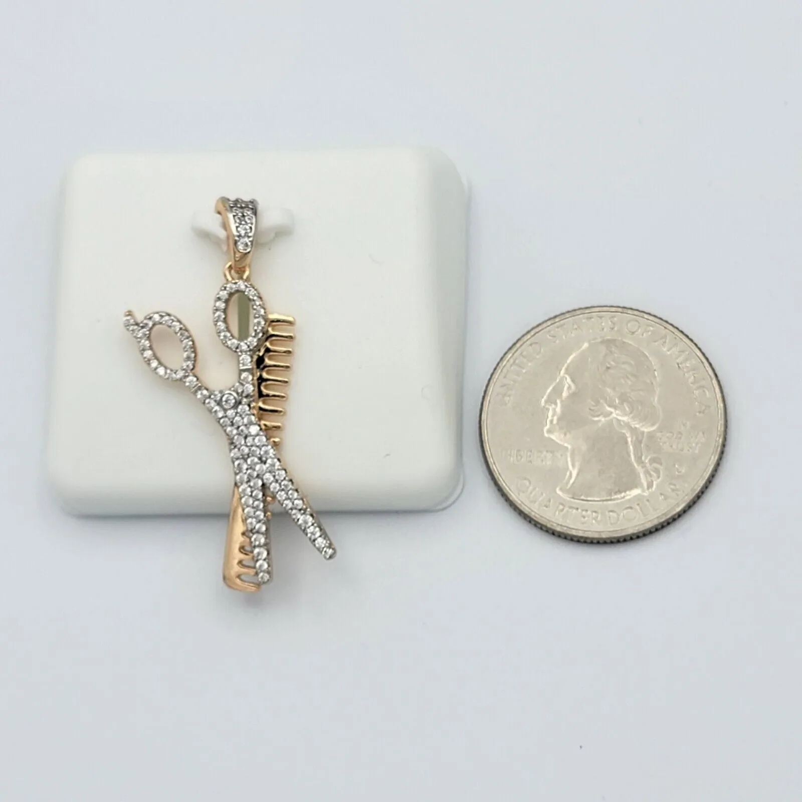 Necklaces - 18K Gold Plated. Barber Shop Scissors Comb Pendant & Chain.