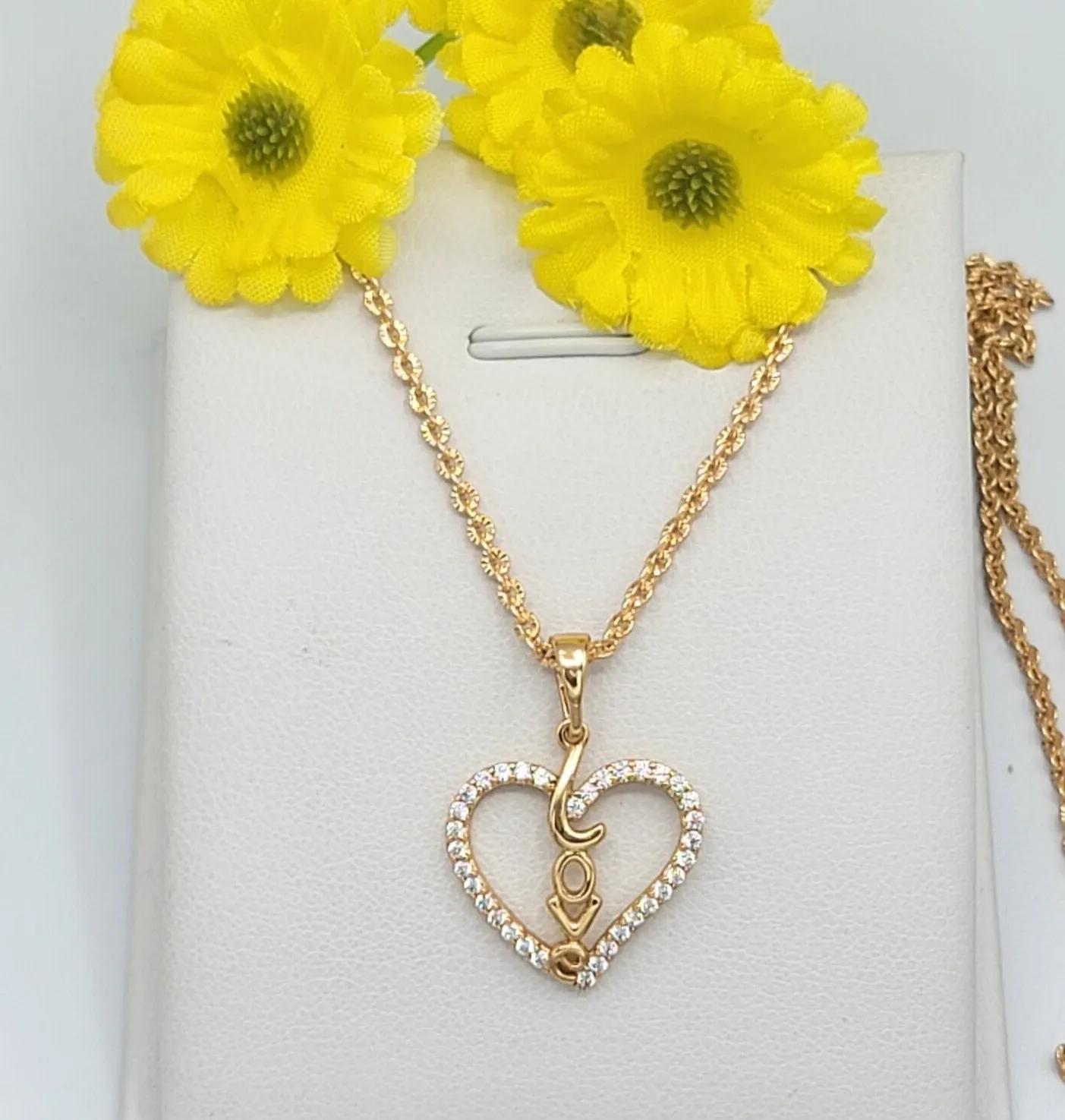 Necklaces - 18K Gold Plated. CZ Heart LOVE Pendant & Chain.