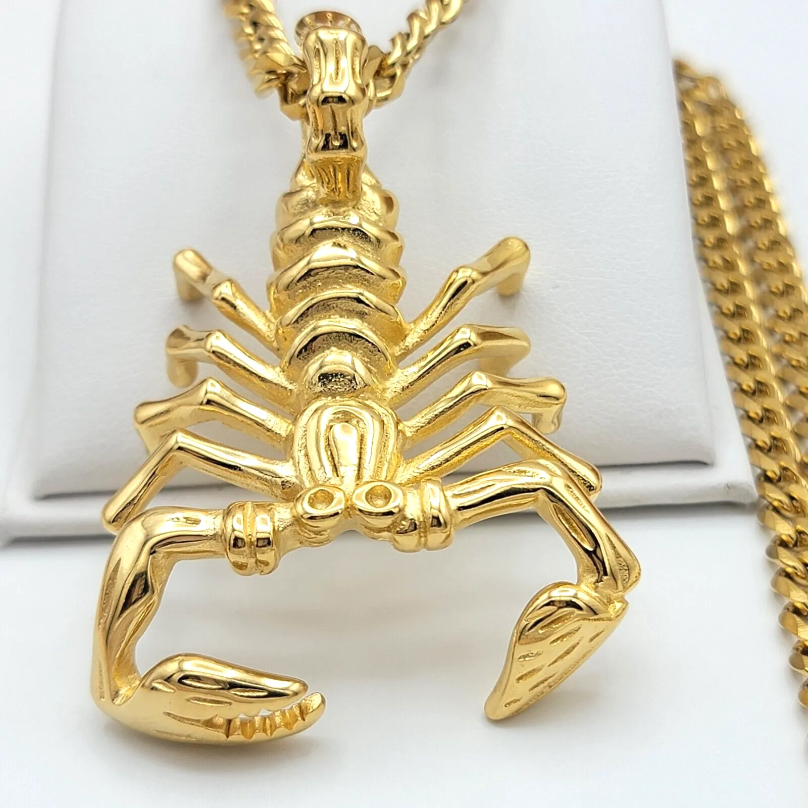 Necklaces - Stainless Steel Gold Plated. Scorpion Scorpio Zodiac Pendant & Chain
