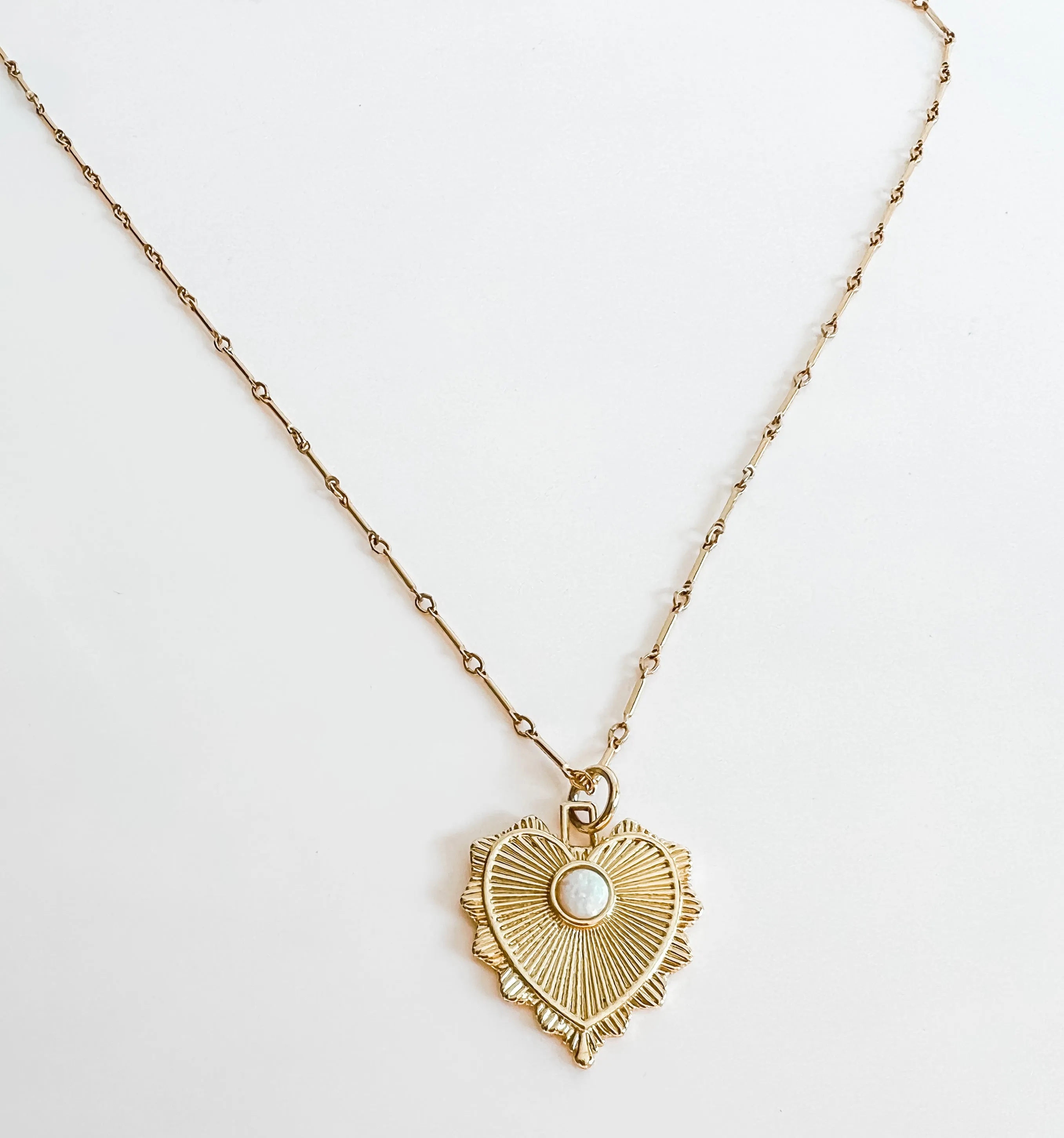OLLIE OPAL HEART NECKLACE