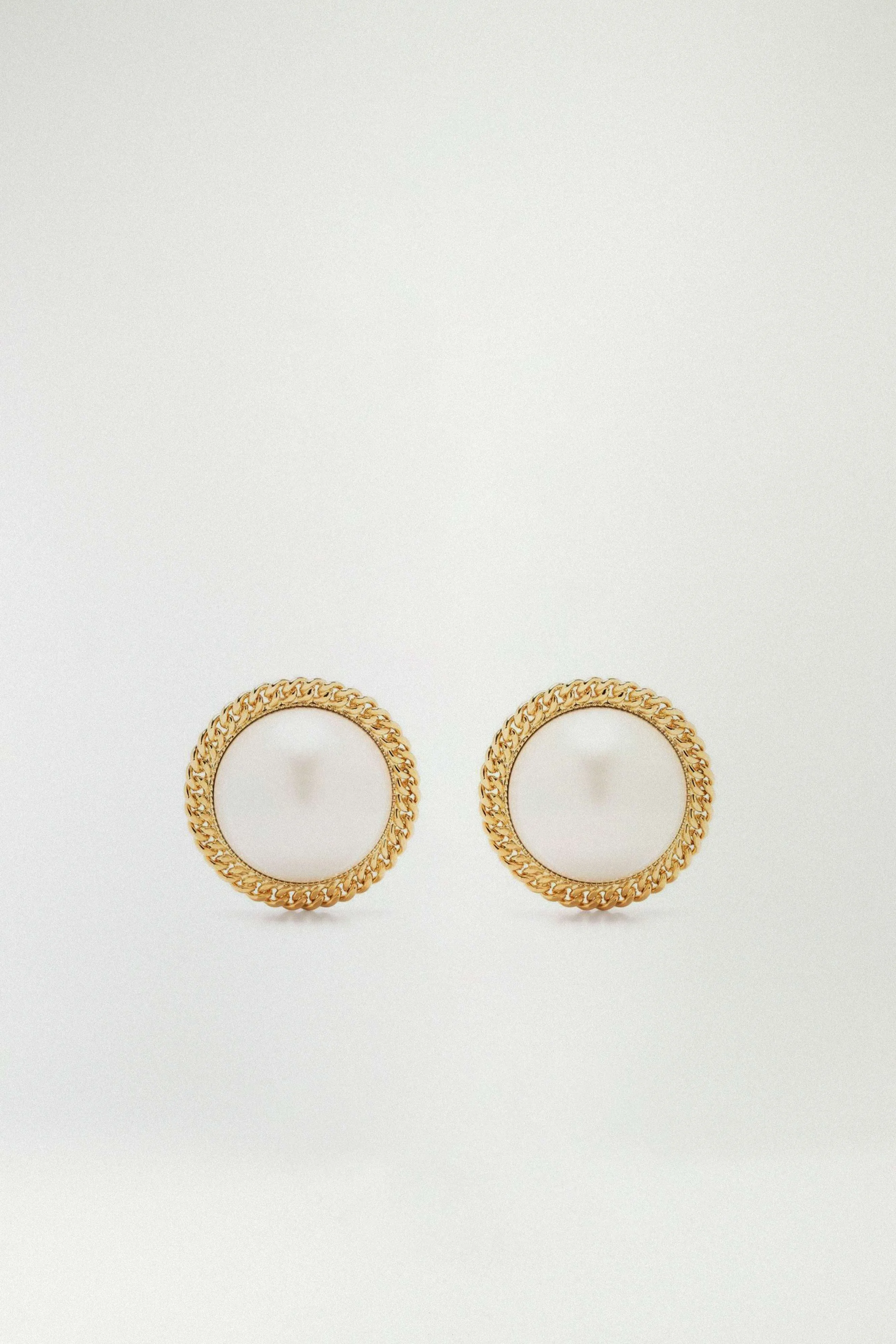 Oversized Pearl Earrings