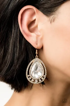 Paparazzi All Rise For Her Majesty Earrings Gold