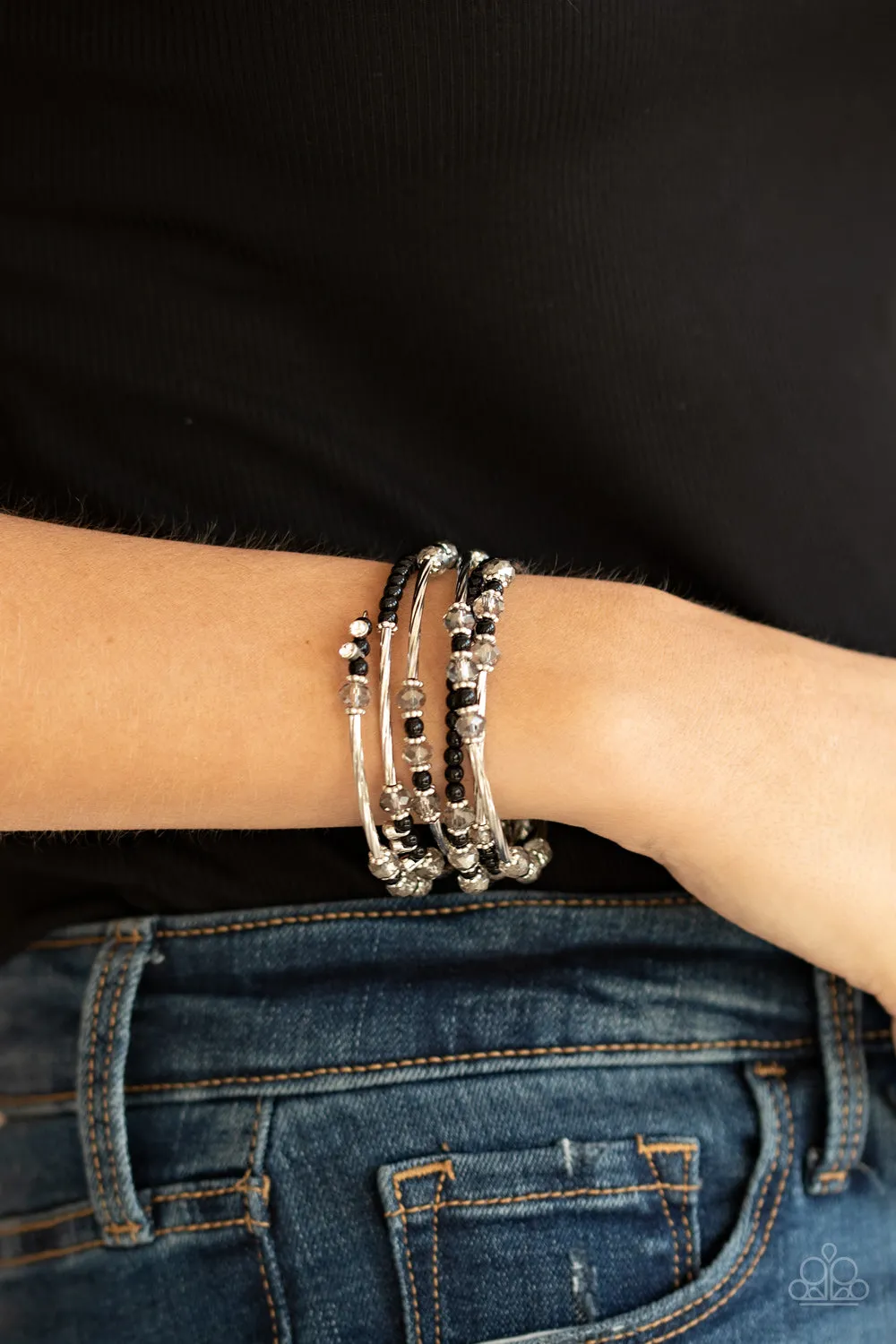 Paparazzi Head-Turning Twinkle - Black Bracelet