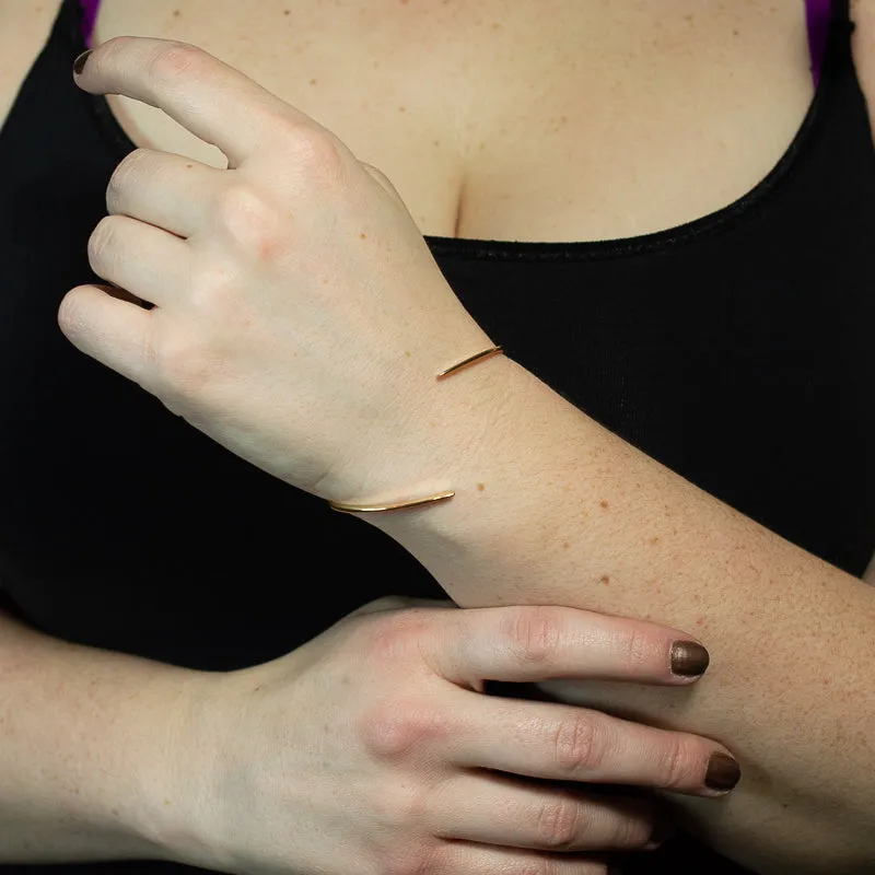 PERPENDICULAR FORGED TWIST BRACELET