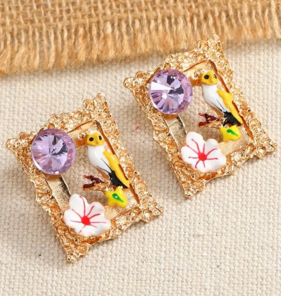 PICTURE FRAME STUD EARRINGS