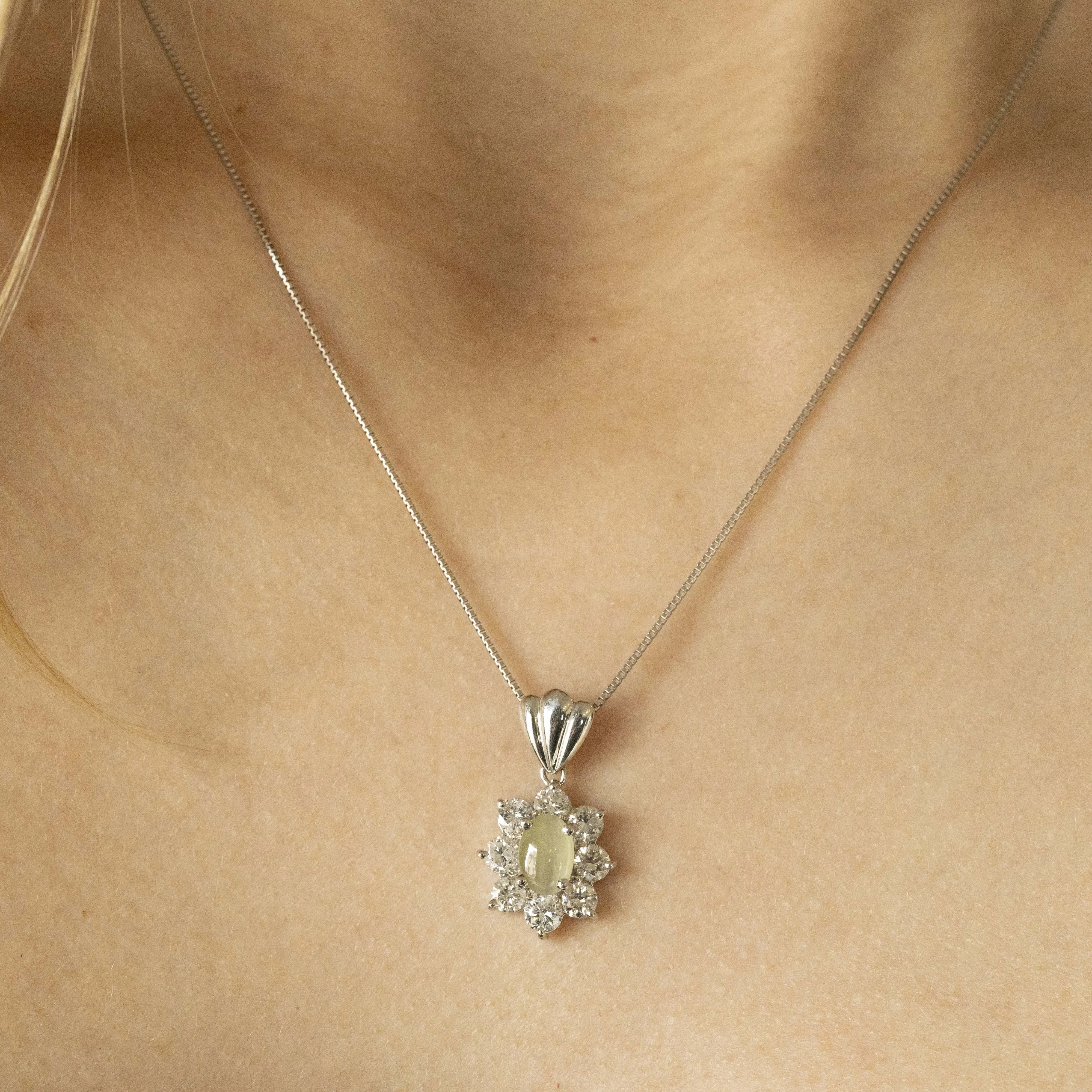 Platinum 1.21 Carat Cats Eye Chrysoberyl Diamond Halo Floral Pendant Necklace