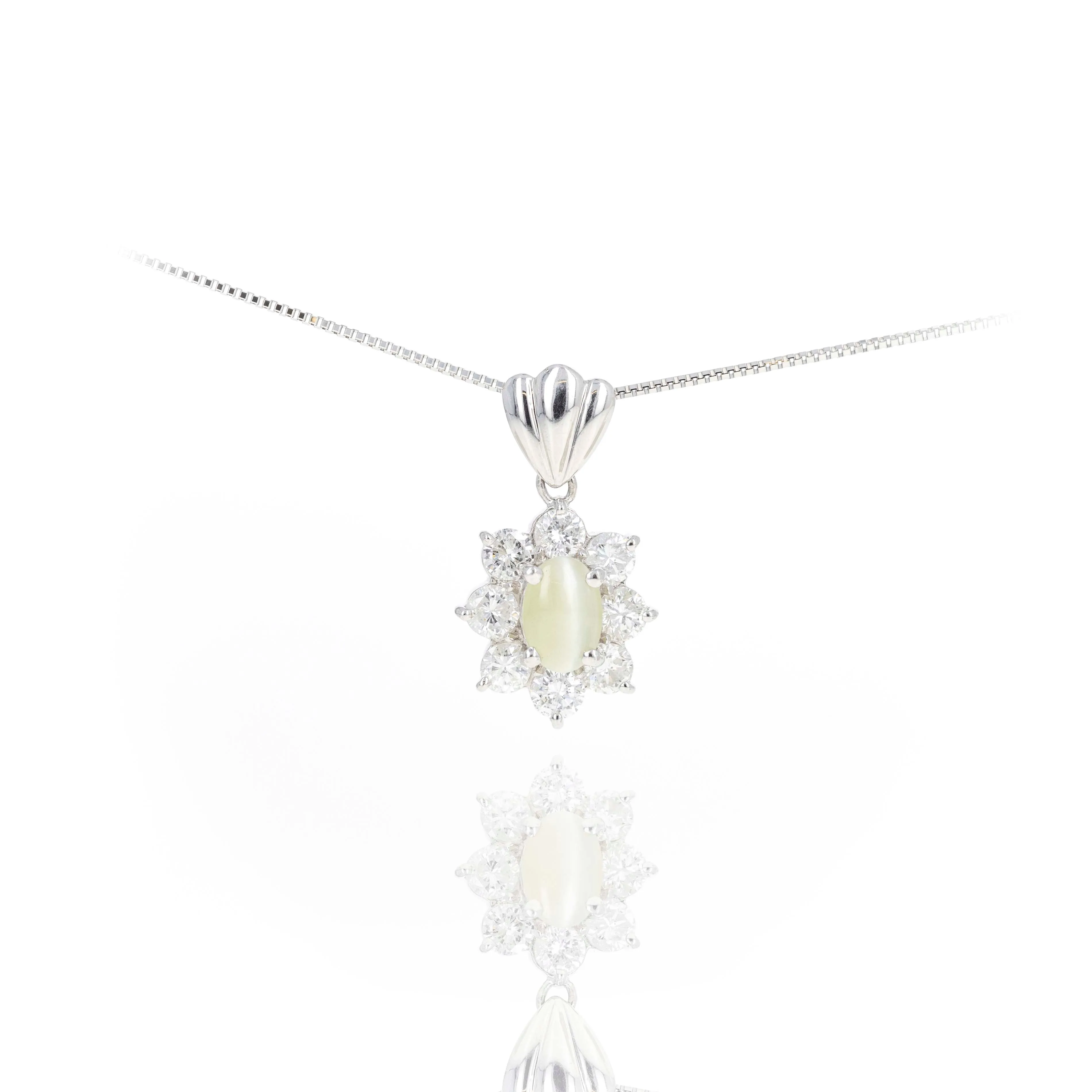 Platinum 1.21 Carat Cats Eye Chrysoberyl Diamond Halo Floral Pendant Necklace