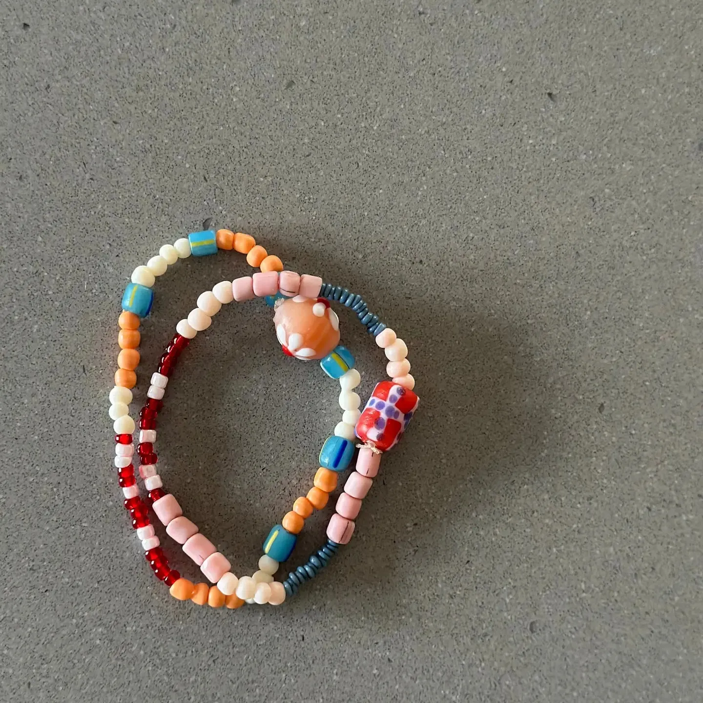 Pleats Bracelet - Peach Bead Flower