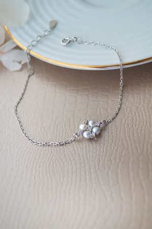 Pretty Pearl Flower Sterling Silver Chain Bracelet