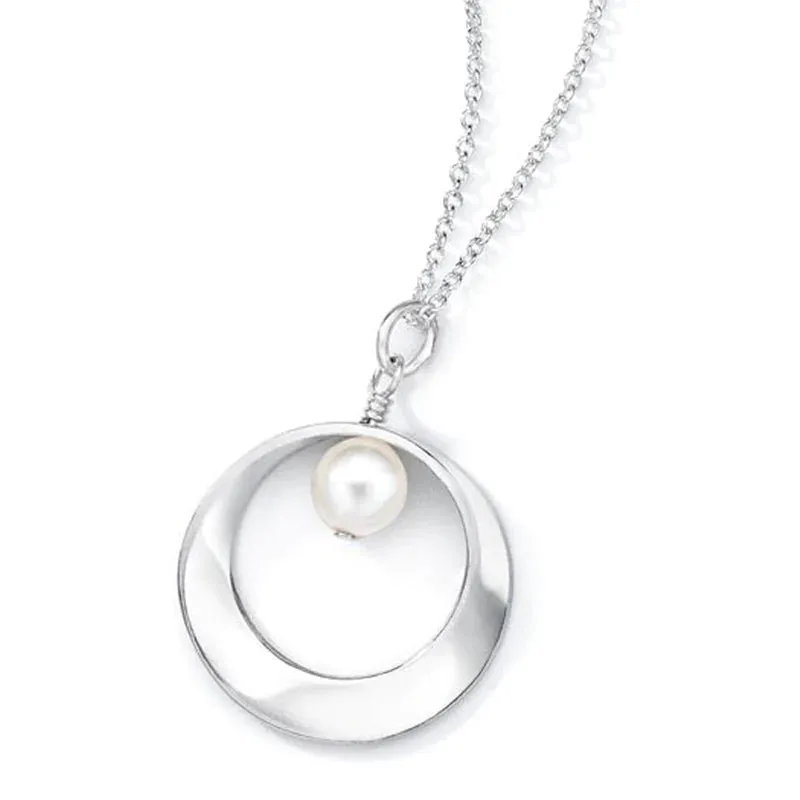 Pure Mini Mobius With Pearl Necklace
