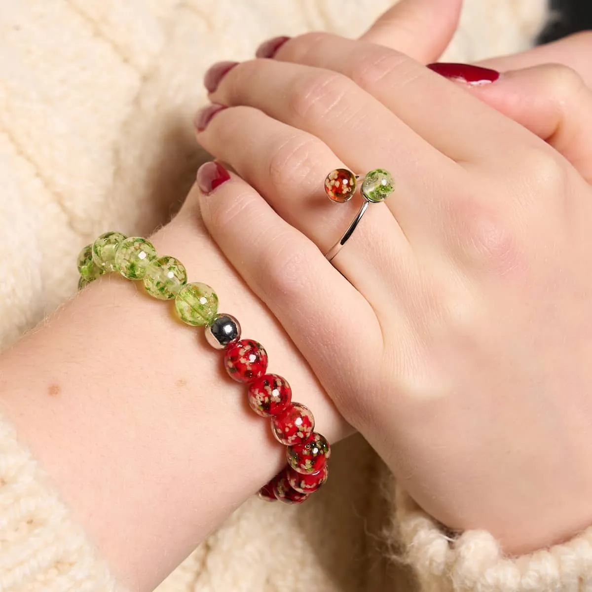 Red Holly x Frosted Mistletoe | .925 Sterling Silver | Firefly Glass | Infinity Helix Ring
