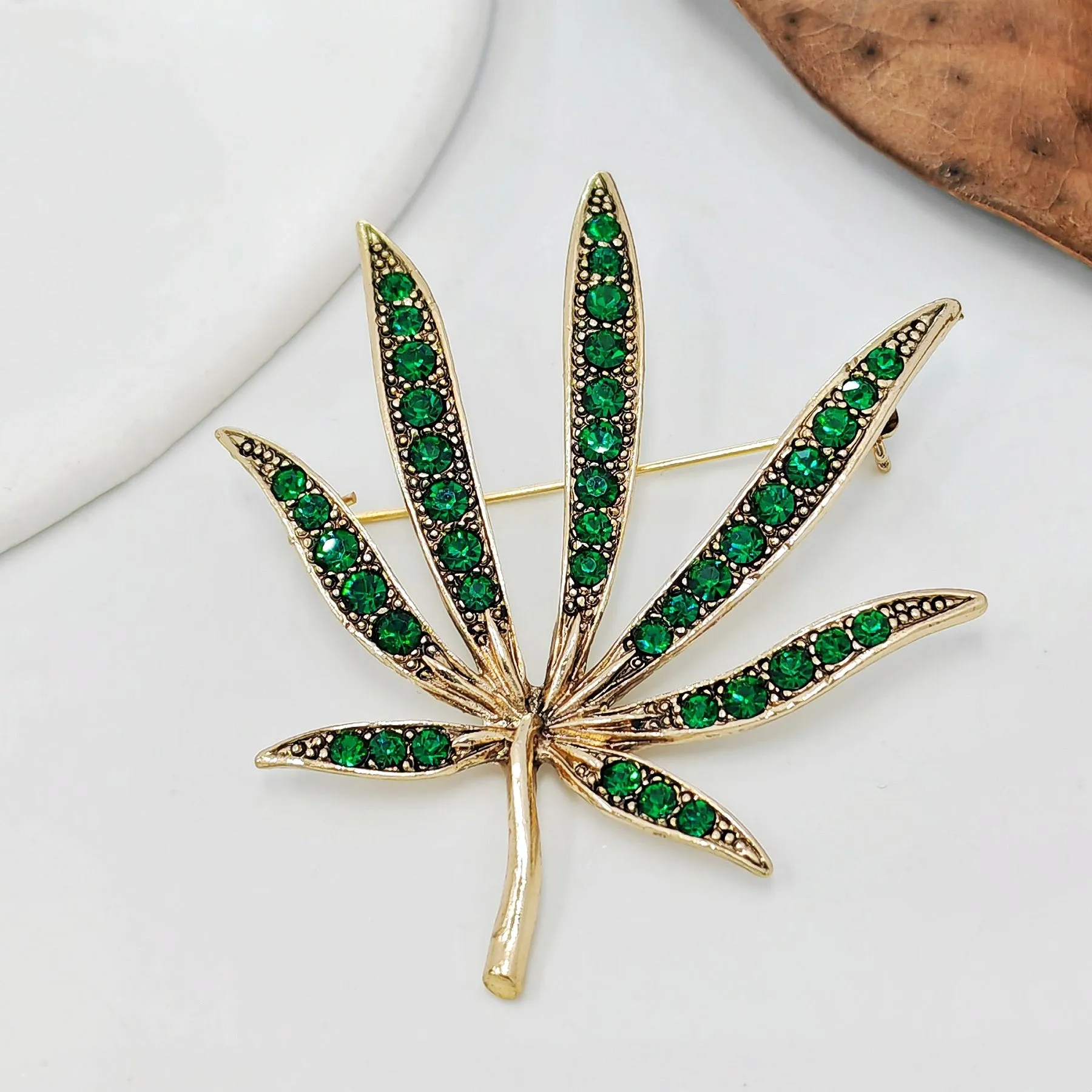 Retro Vintage Gold and Green Crystal Leaf Brooch Pin Chic Plant Jewelry