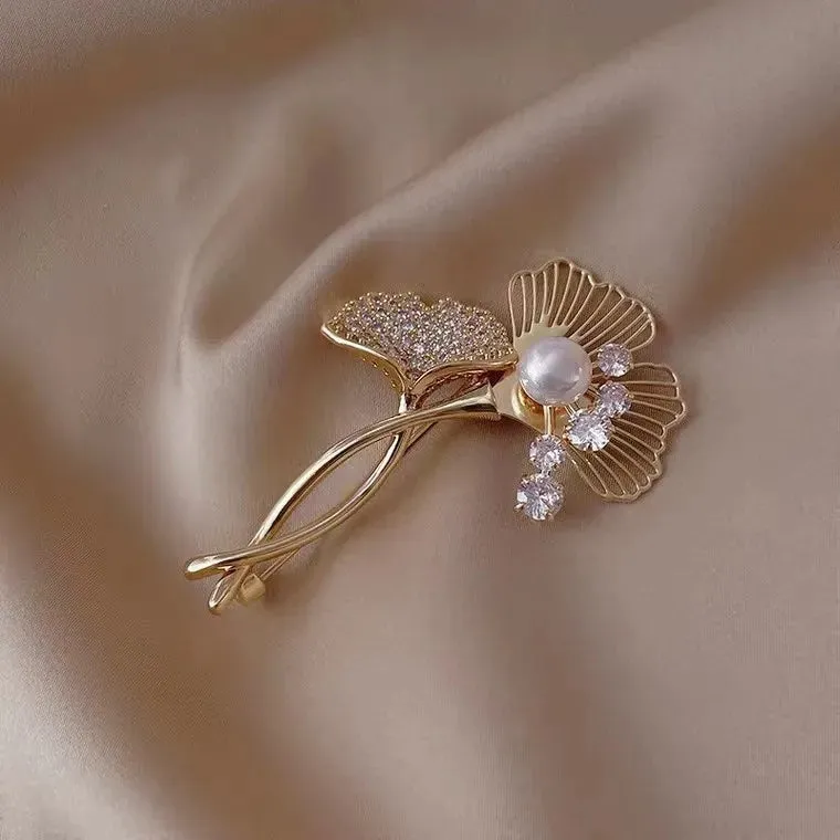 Rhinestone Queen Brooches For Women Crown Letters Party Office Brooch Pins