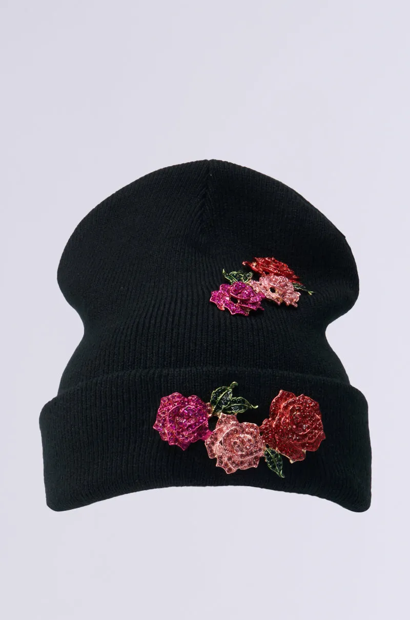 ROSE GARDEN BROOCH BEANIE